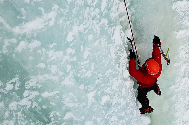 Iceclimbing as an active winter recreation activity