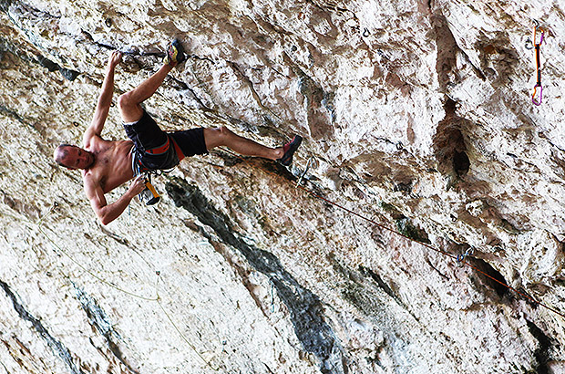 The variety of sectors and terrain makes Mallorca an ideal place for rockclimbing trips of any complexity