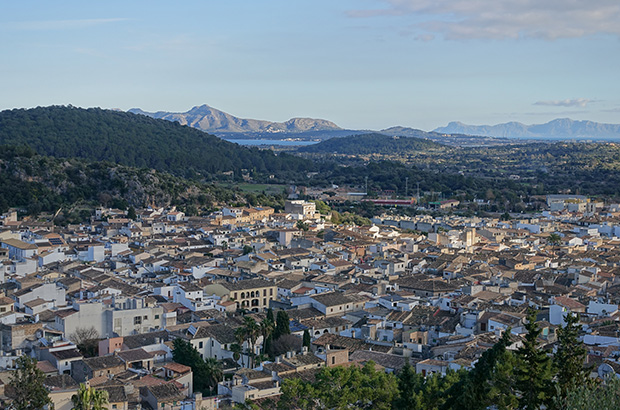 Pollença is an ancient town founded by the Romans almost 2000 years ago. During this time it has changed just a little