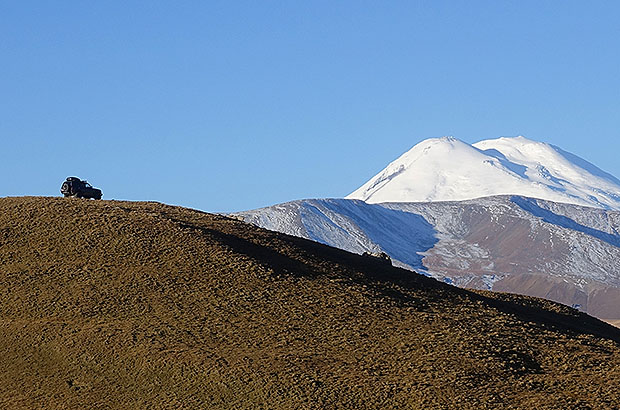Climbing Elbrus from the East