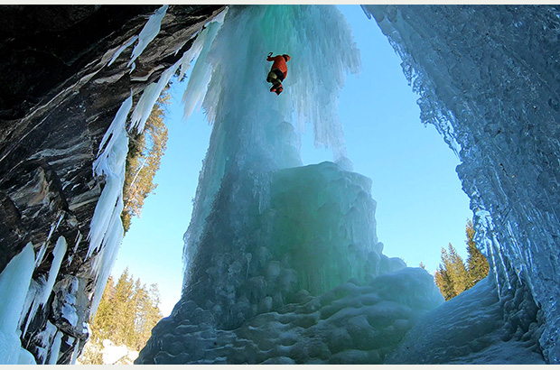 Ice climbing in the Gol area, Hemsedal district