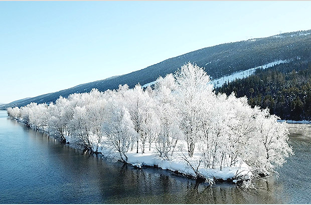A frost-covered island in Norway, Geilo. An ideal location for outdoor activities and iceclimbing