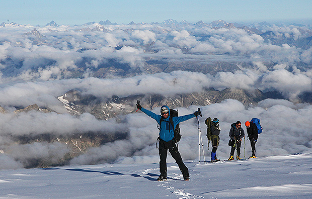 Восхождение на Эльбрус с запада