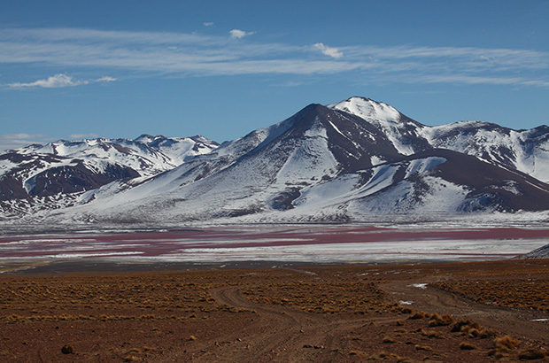 Пейзажи Боливийской Сьерры на высотах более 5000 метров - акклиматизация перед восхождением на Иллимани
