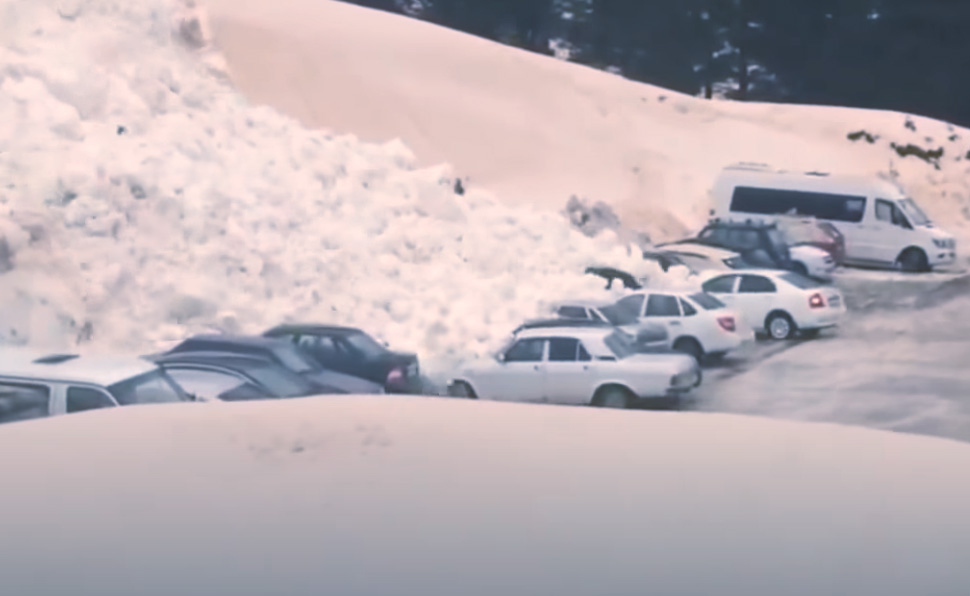 Elbrus avalanche