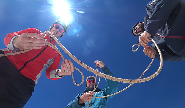 Not every mountaineering route requires a confident skill in tying mountaineering knots