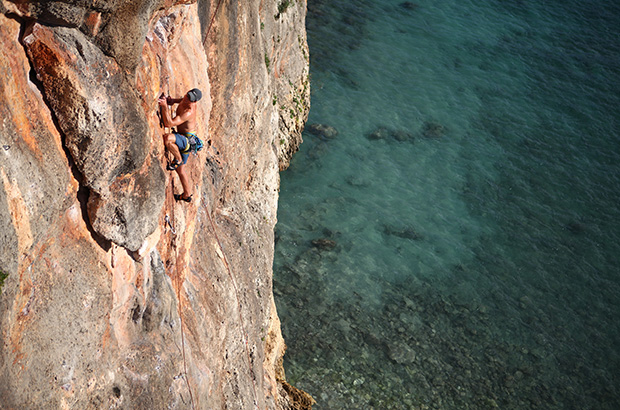 MCS AlexClimb rock climbing training on the island of Mallorca