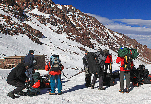 «По коням!» —сказали рюкзаки, и пересели с осликов на туристов