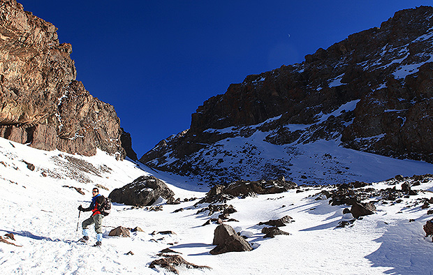 За три часа до темноты мы вышли на штурм вершины Тубкаль