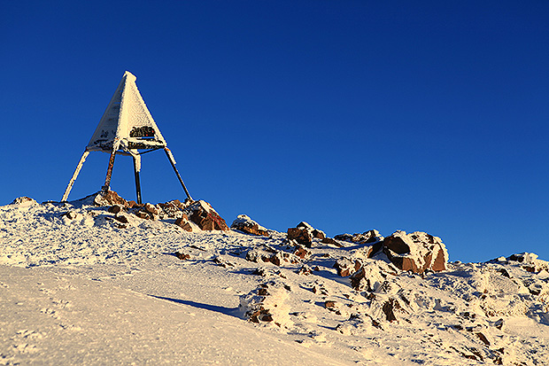 А вот и наша цель - вершина Тубкаль