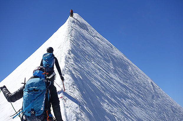 Alpine climbing programs