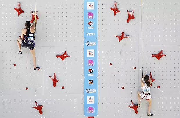 Спортивное скоростное скалолазание