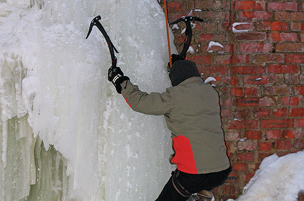 Iceclimbing training on an abandoned icy water pump