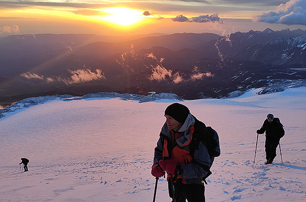 Climbing Mount Elbrus, Northern slope