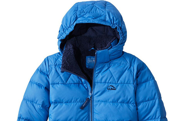 Lightweight summer mountaineering down jacket suitable for climbing Mount Elbrus