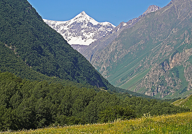 Школа скалолазания MCS AlexClimb на Кавказе, восхождения на Казбек, Эльбрус, Арарат, Демавенд, Гестола и другие вершины
