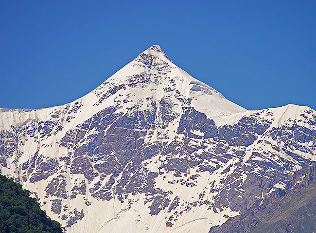 Mountain climbing School MCS AlexClimb in Caucasus, ascents of Mount Elbrus, Mount Kazbek, Mount Ararat, Mount Demavend, Mount Gestola and other peaks
