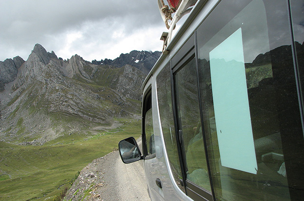 Depending on the road conditions, the journey from Huaraz to the Cordillera Huayhuash can take a whole day.