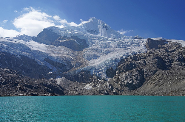 Cordillera Huayhuash - snow-white peaks of incredible shapes and colorful lakes