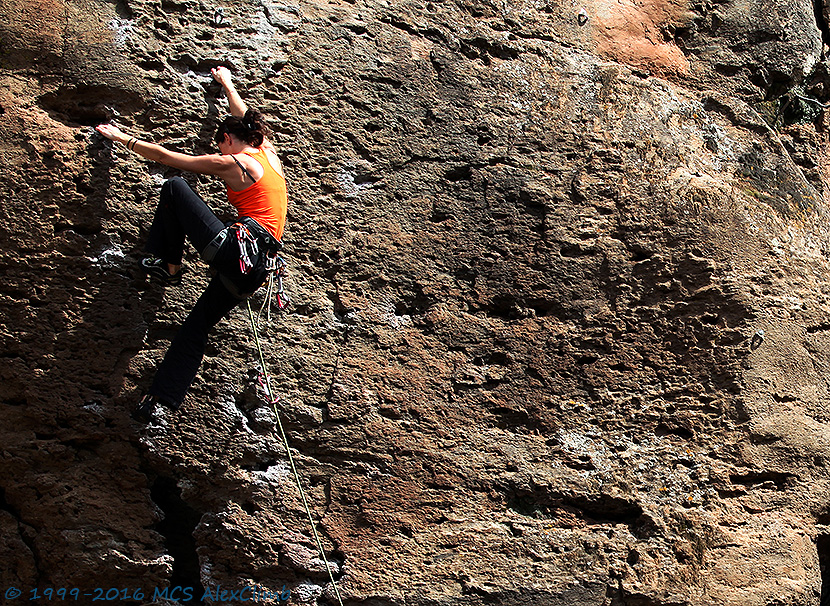 Motivation in rockclimbing - interview with Eva Lopes
