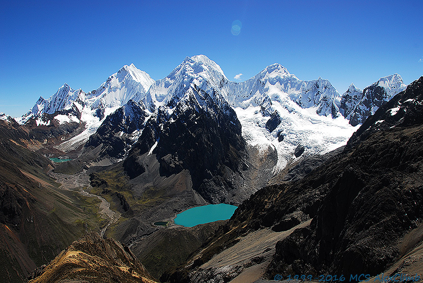 Треккинг в Кордильера Уайваш, Перу - с гидами Школы альпинизма MCS AlexClimb