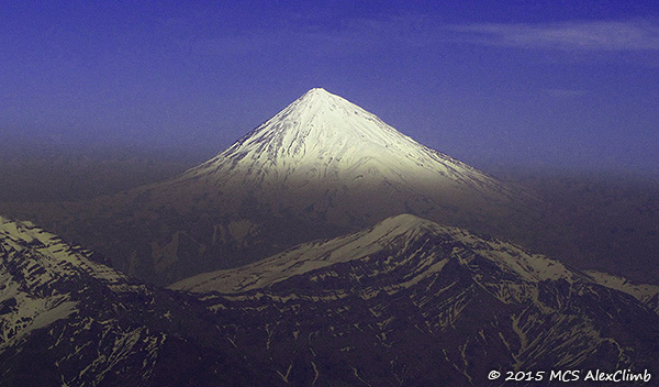 Mountain and rockclimbing in Iran, ascent of Mount Damavand