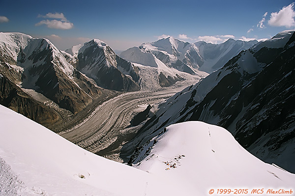 Mountain climbing in Tian Shan mountains