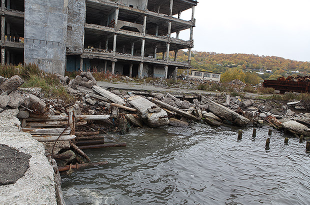 I'm not kidding. This is what the rookery of the unique Kamchatka sea lions looks like, - the environmental site specially protected by the Russian state