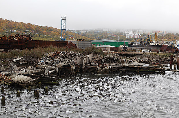 This is what the Pacific coast looks like in the vicinity of a specially protected sea lion rookery in Petropavlovsk-Kamchatsky