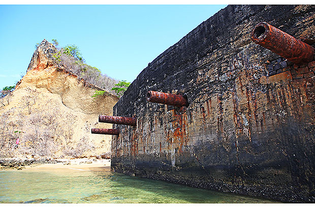 An abandoned 19th-century French fort on the island of Madagascar, a rock climbing expedition by MCS AlexClimb.