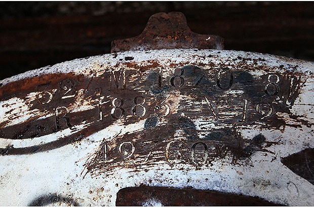 The number and year of manufacture of the cannon 1883. The abandoned fort in Madagascar, a climbing expedition by MCS AlexClimb.