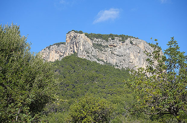 Alaro - a historical complex and one of the best rockclimbing sectors of Mallorca