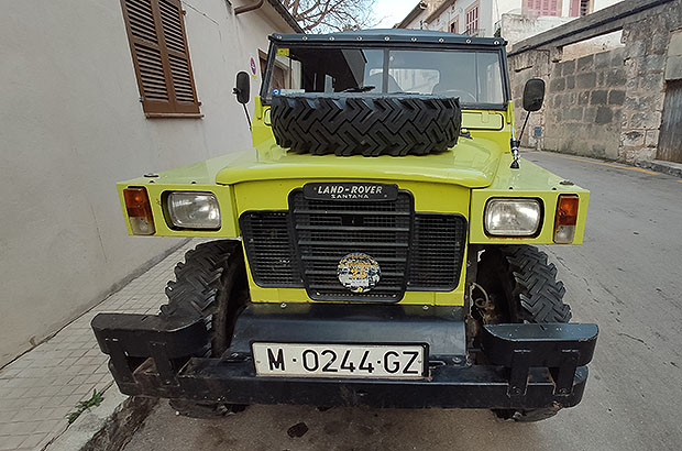 There is no extreme off-road in Mallorca, but there are many lovers of stylish off-road monsters