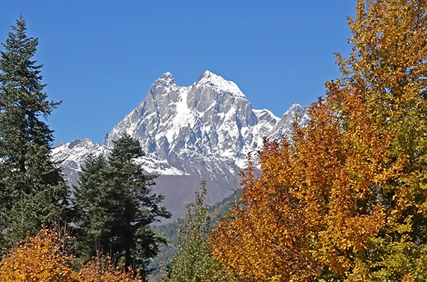 Вершина Ушба - самая красивая и сложная гора Кавказа