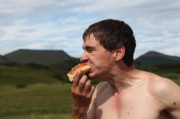 Under the influence of altitude in the mountains, sometimes even attacks of cannibalism occur