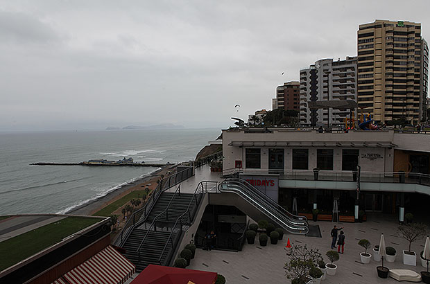 Pacific coast in Lima, Miraflores area