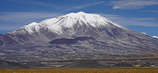 Восхождение на вулкан Охос дель Саладо со стороны Аргентины