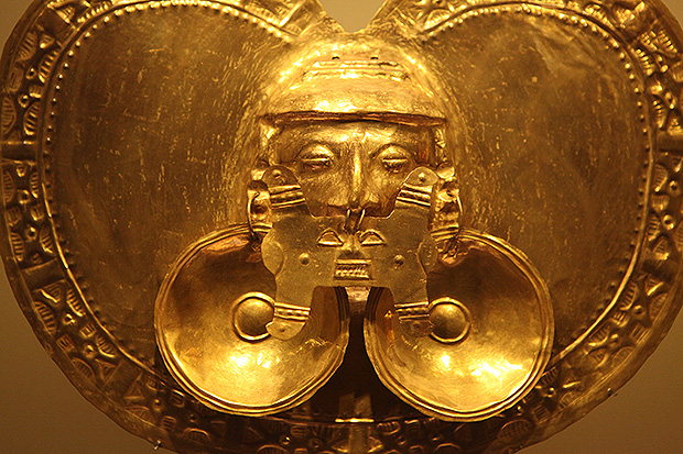 Inca Gold at the Gold Museum in Bogotá - a tour during a rock climbing program in Colombia