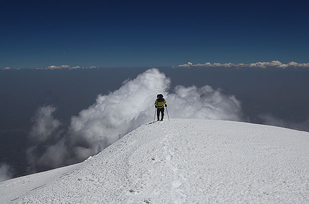 Climbing to the summit of Mount Ararat