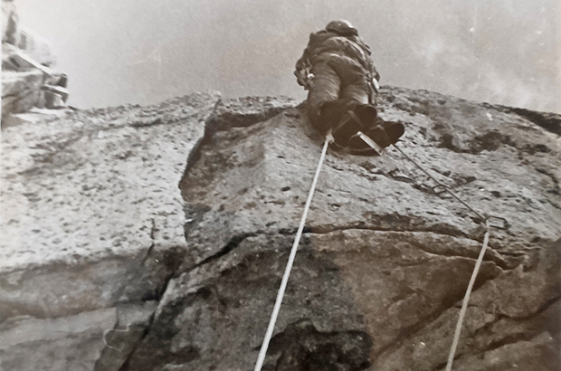 Passing the cornice on section 25