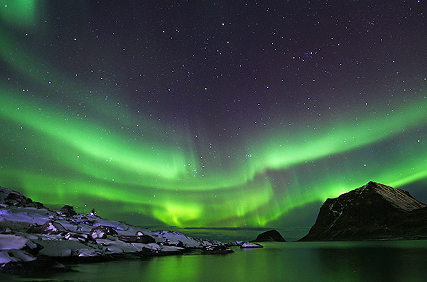 As a bonus of iceclimbing training in Norway - the availability of a rare natural phenomenon - Aurora Borealis