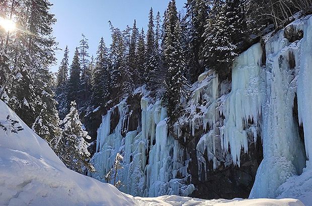 The Gulsfilet Cascades in Norway are an ideal iceclimbing training base.